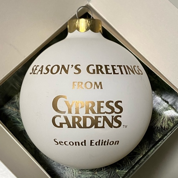 Vintage 1993 Cypress Gardens Florida Season's Greetings Christmas Ornament Bulb - Picture 4 of 9